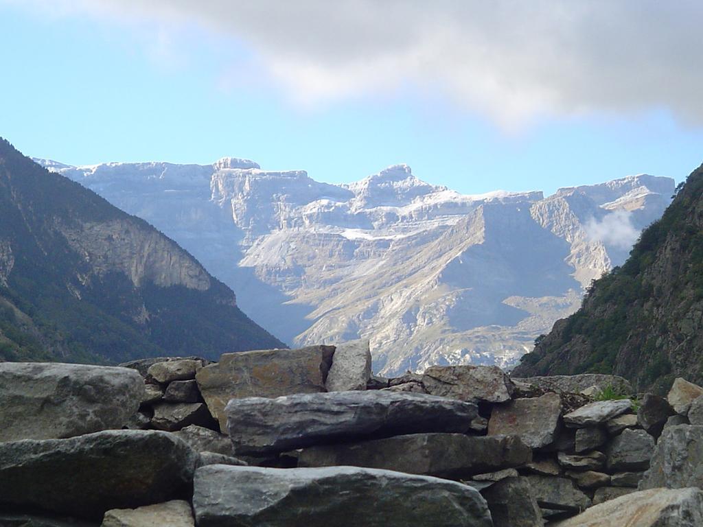 Yourtes Mongoles Gavarnie Gedre Bagian luar foto