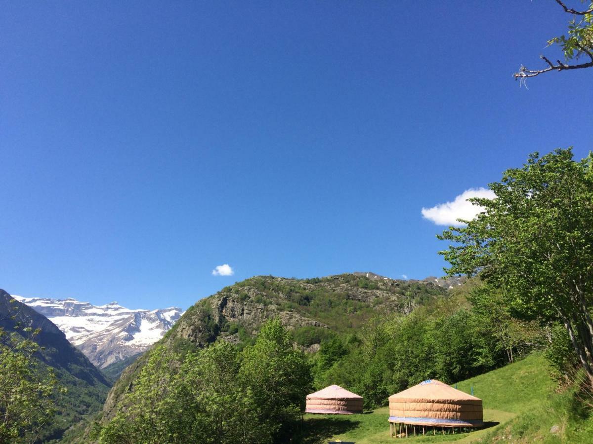 Yourtes Mongoles Gavarnie Gedre Bagian luar foto